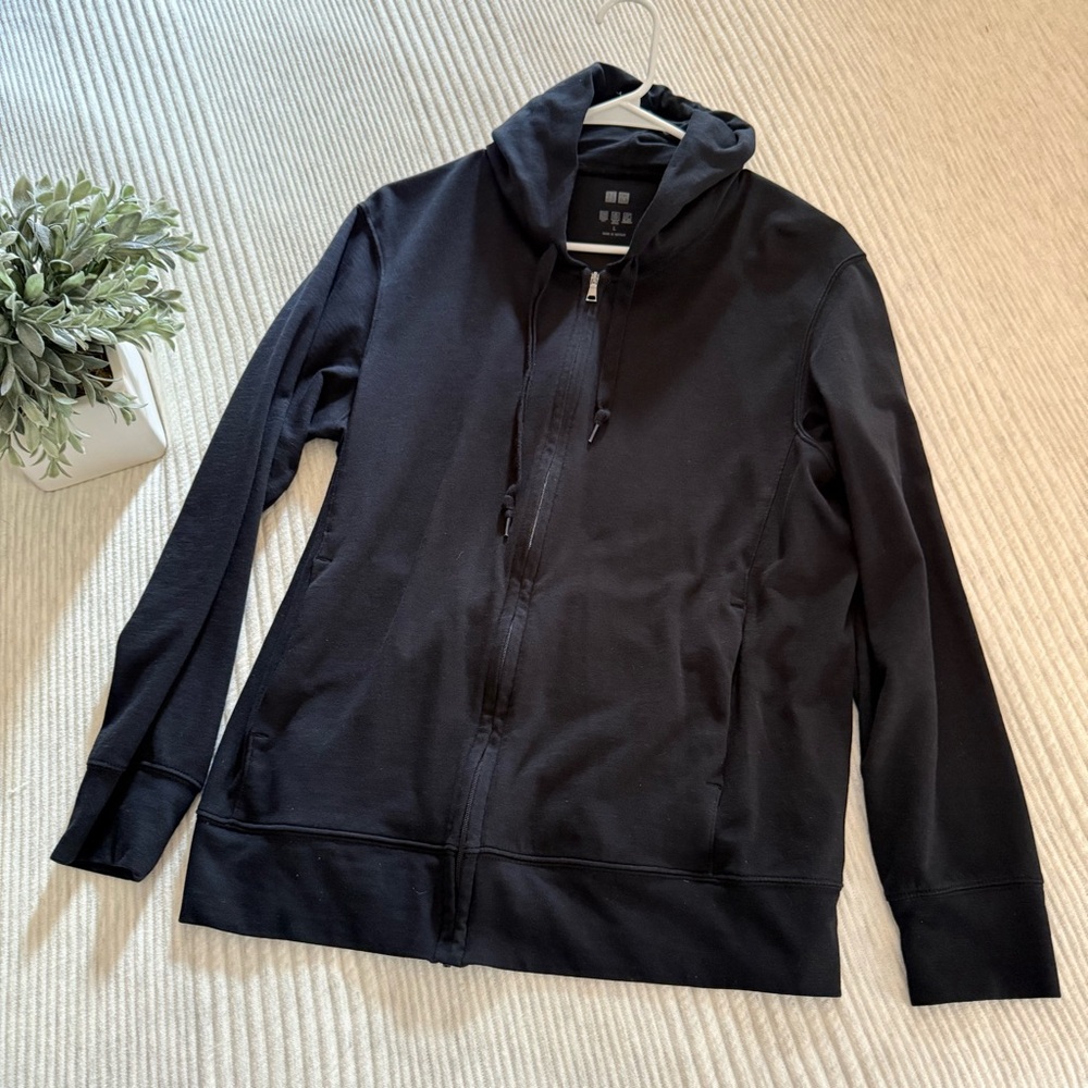 Uniqlo Black Hoodie